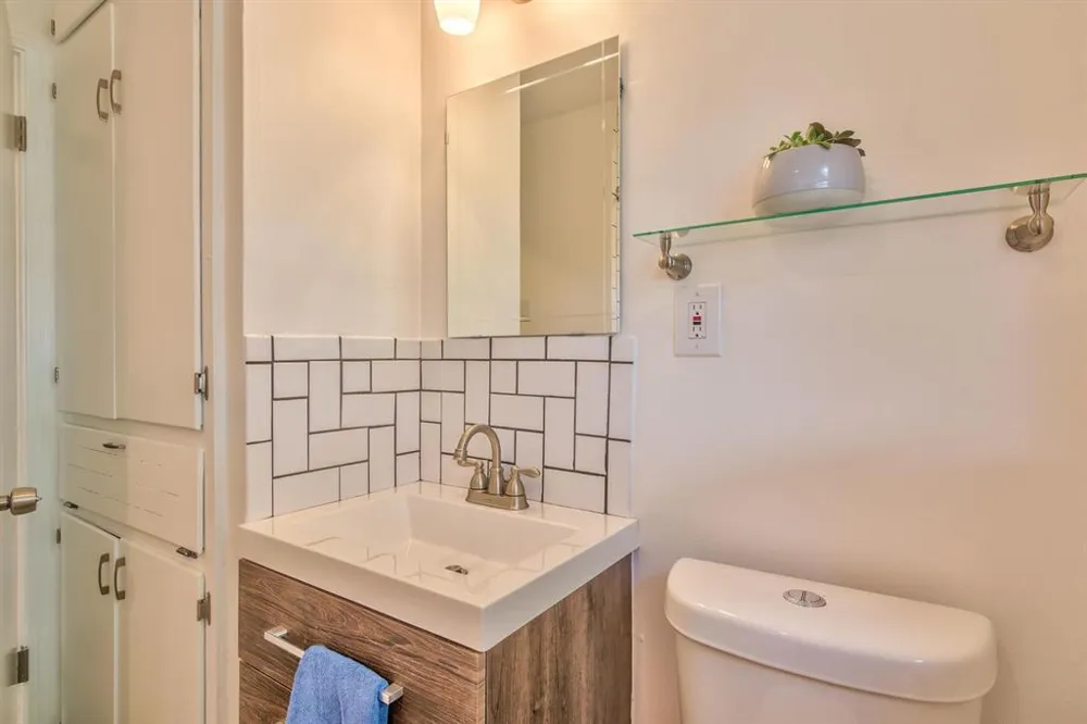 8107 Lazy Lane Austin, TX 78757