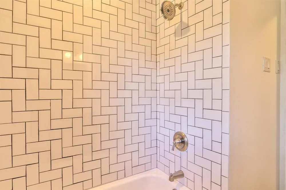 8107 Lazy Lane Austin, TX 78757