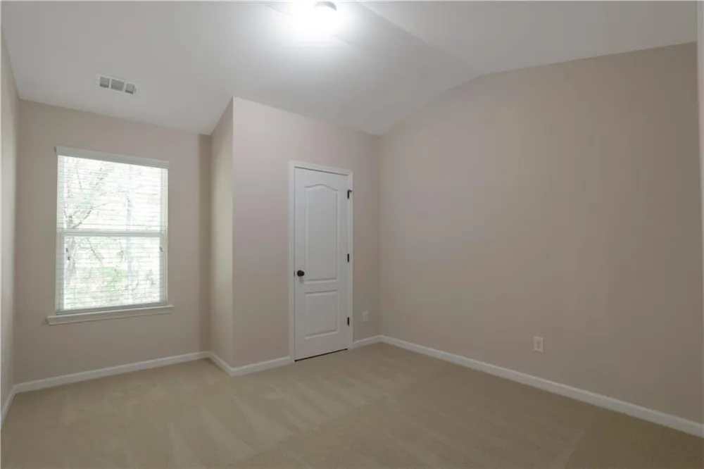 3275 Clear View Drive Snellville, GA 30078