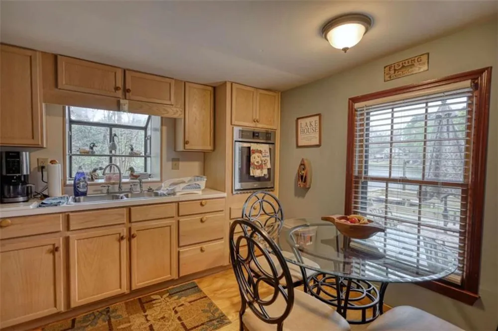 1665 County Line Ext Mansfield, GA 30055