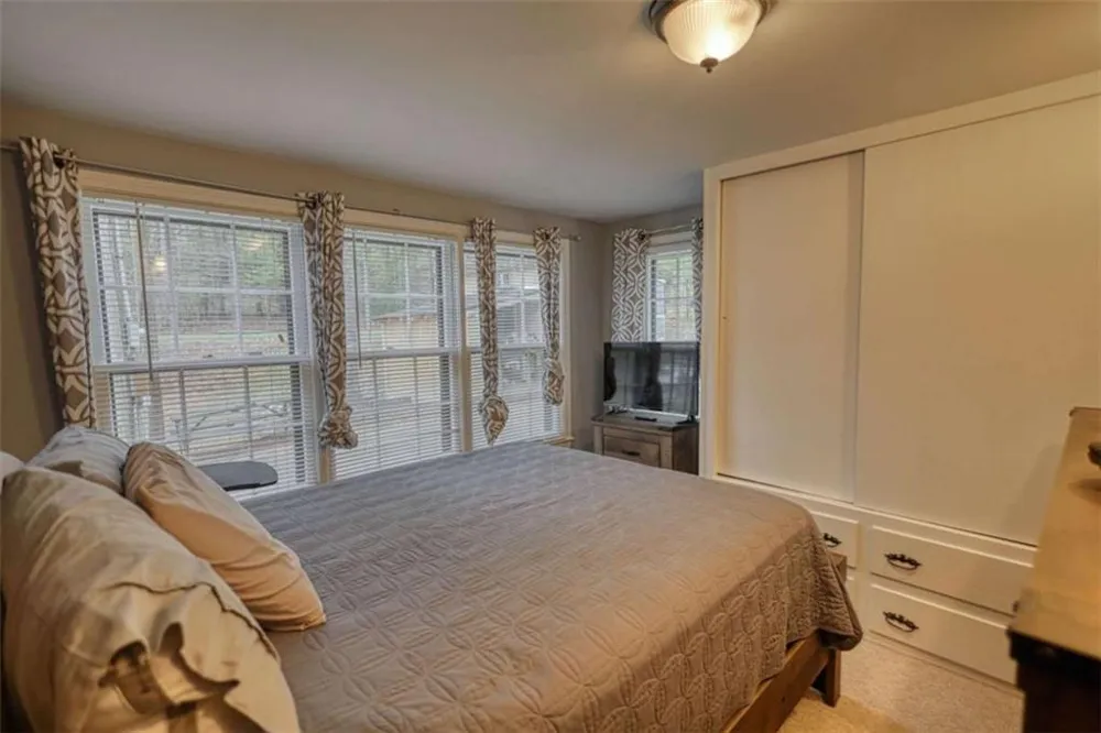 1665 County Line Ext Mansfield, GA 30055