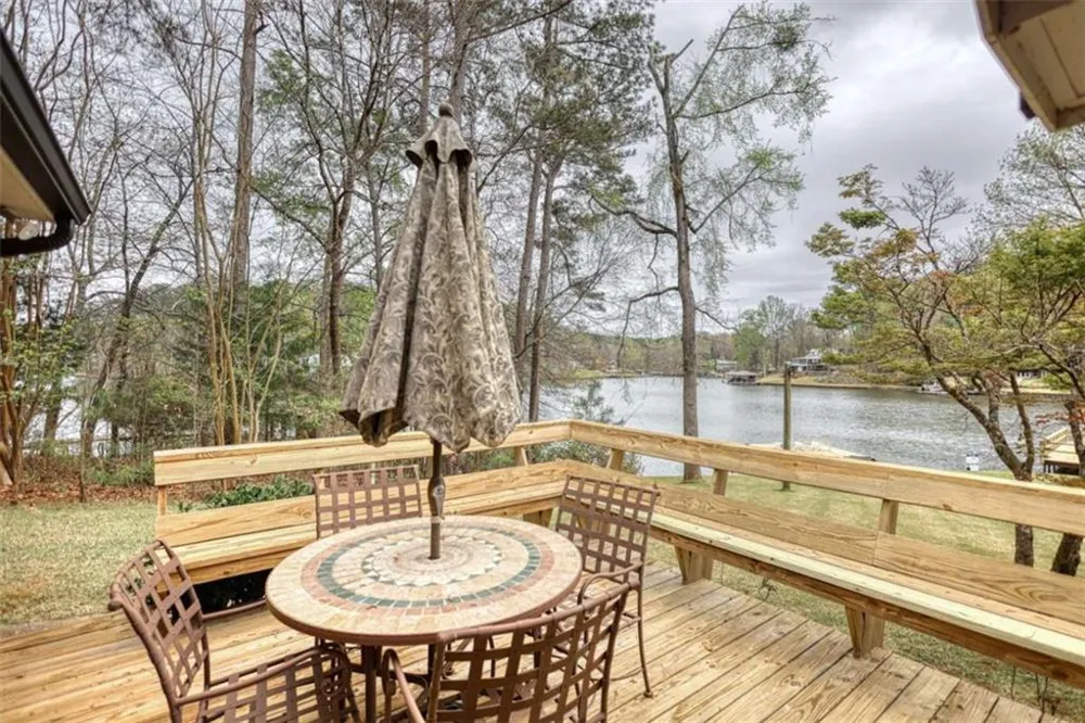 1665 County Line Ext Mansfield, GA 30055