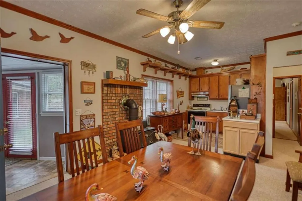 1665 County Line Ext Mansfield, GA 30055