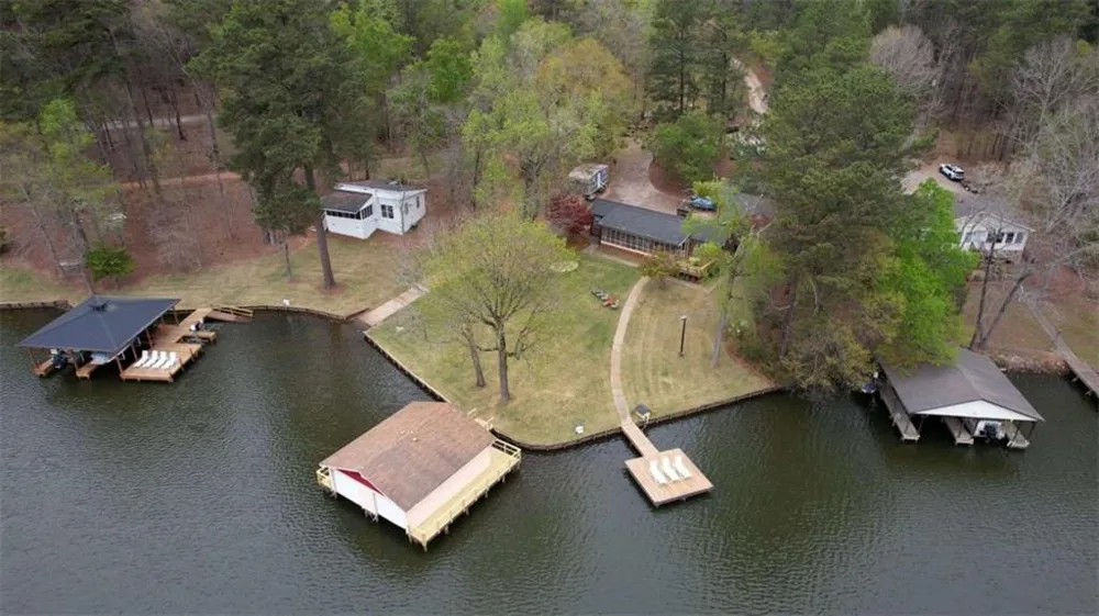 1665 County Line Ext Mansfield, GA 30055