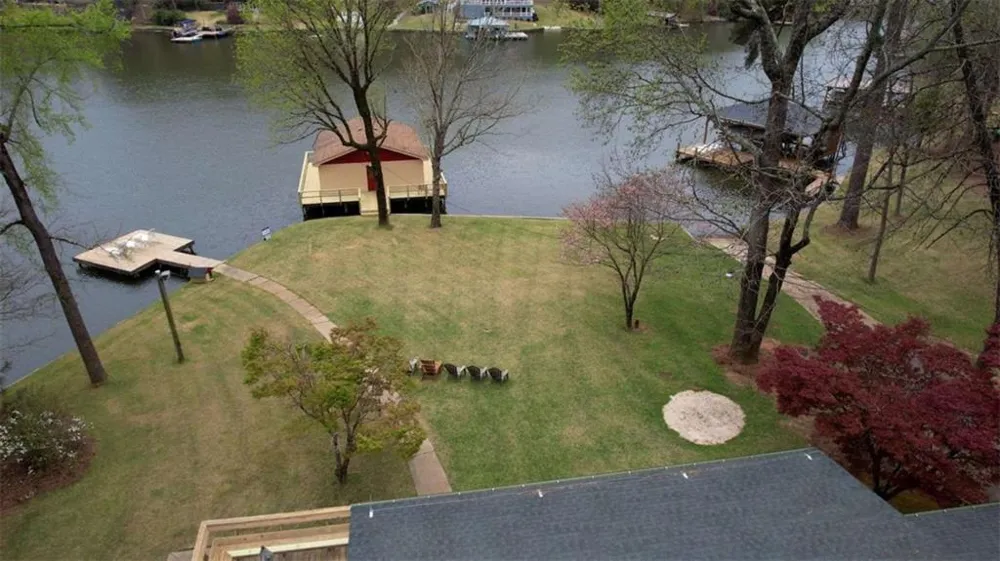 1665 County Line Ext Mansfield, GA 30055