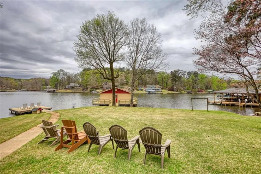 1665 County Line Ext Mansfield, GA 30055