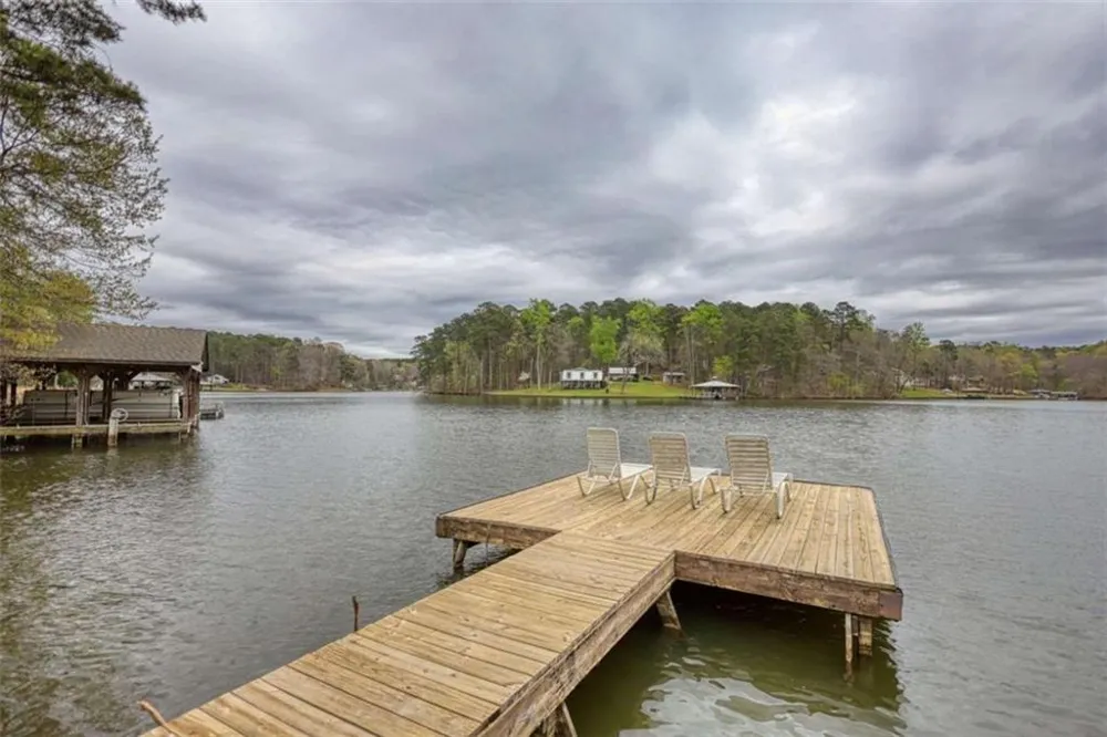 1665 County Line Ext Mansfield, GA 30055