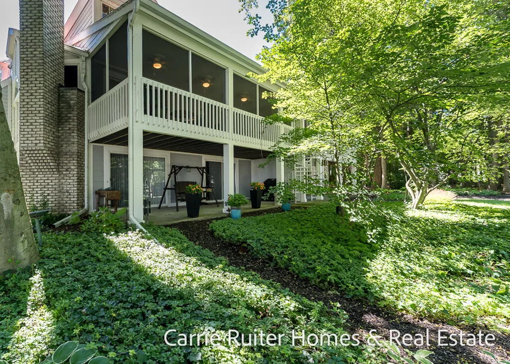 16919 Landing Lane Spring Lake, MI 49456