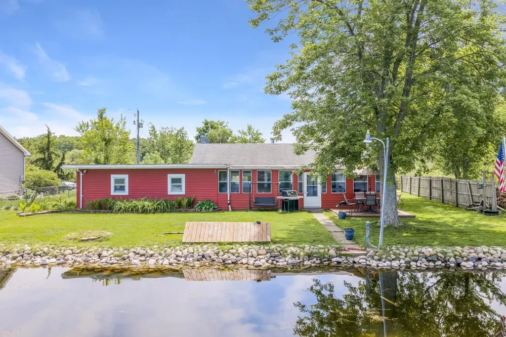 68258 Cassopolis Road Cassopolis, MI 49031