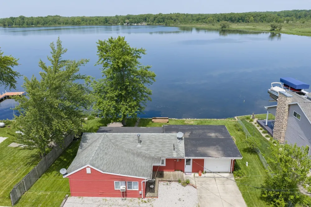 68258 Cassopolis Road Cassopolis, MI 49031