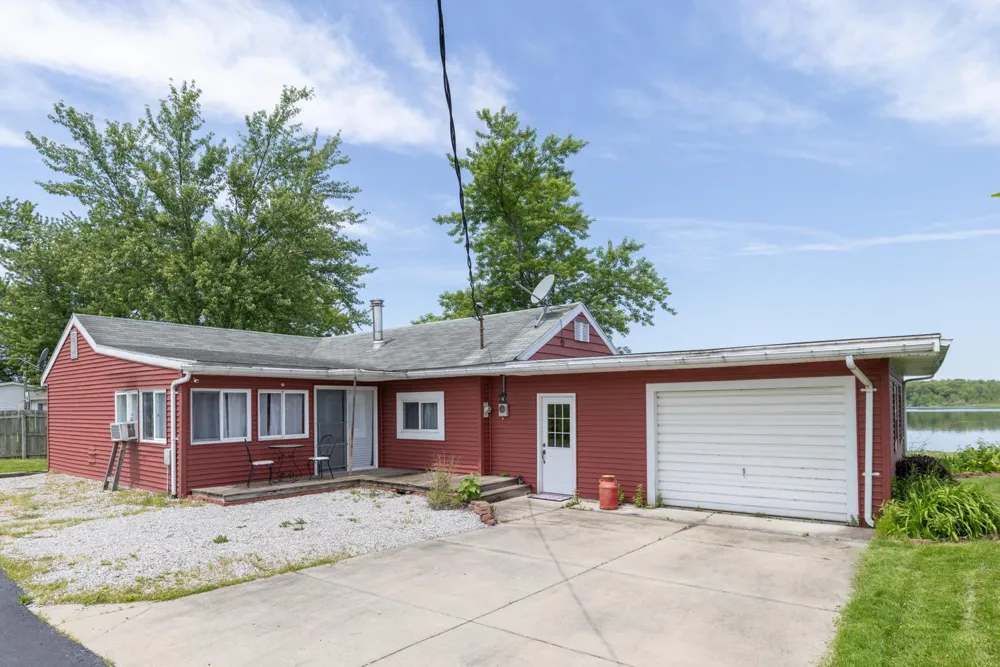 68258 Cassopolis Road Cassopolis, MI 49031