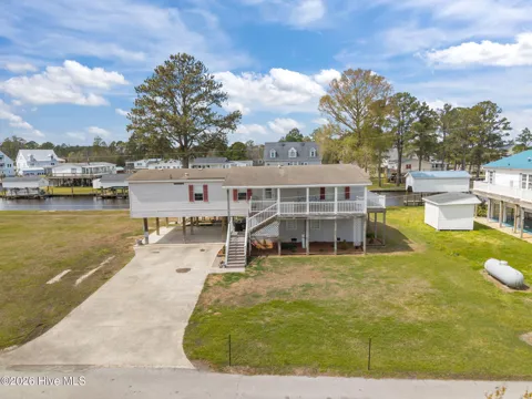 46 Riverview Drive
