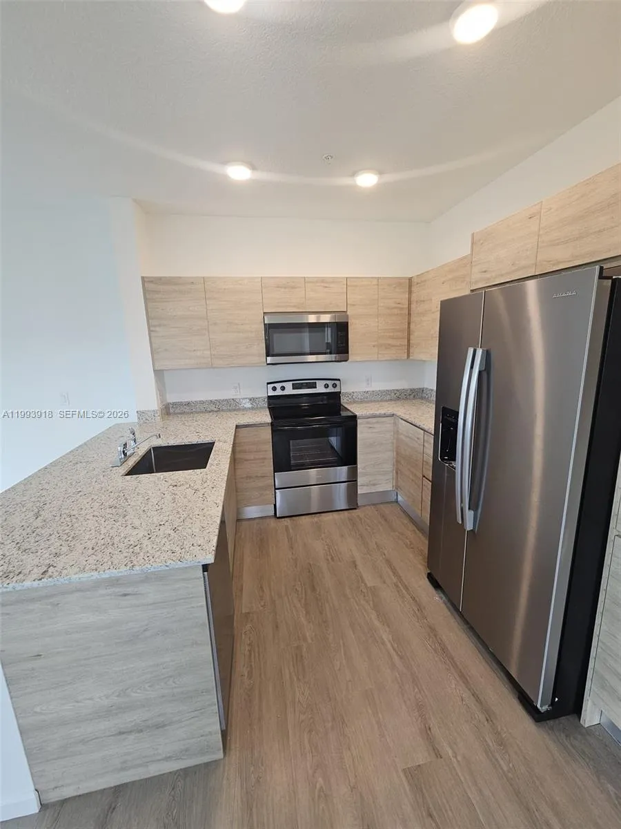 1201 SOUTHSTATION PL #101 Orlando, FL 32809