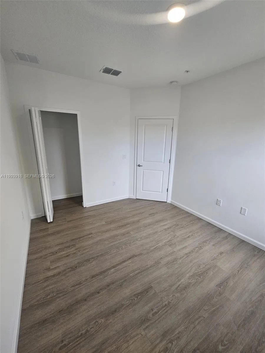 1201 SOUTHSTATION PL #101 Orlando, FL 32809
