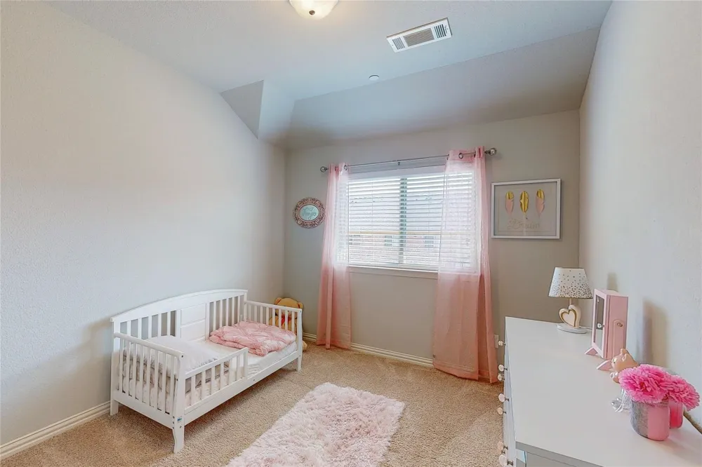 2556 Sarah Lane Lewisville, TX 75056