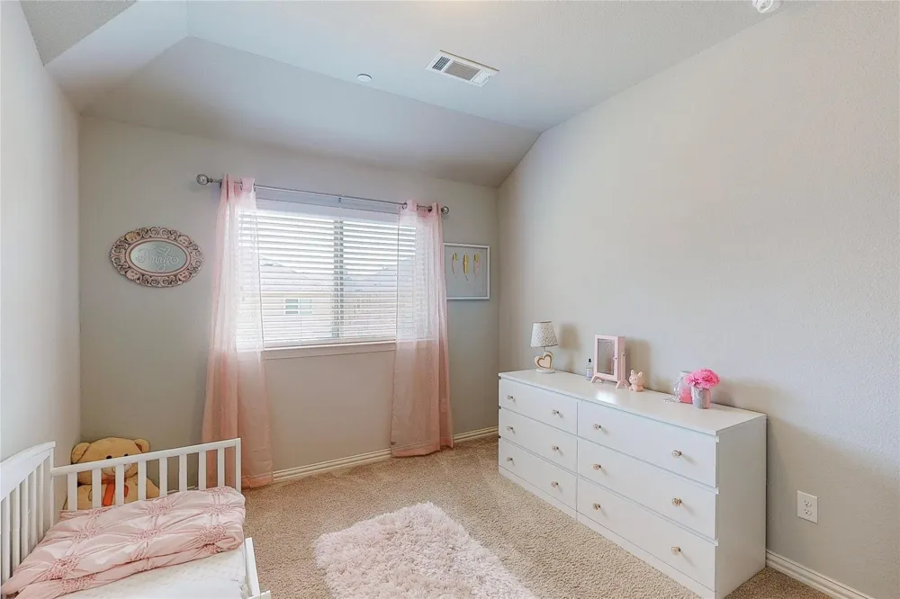 2556 Sarah Lane Lewisville, TX 75056