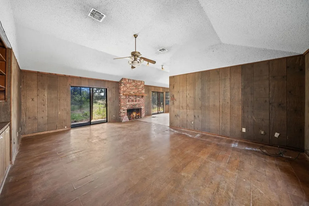 11340 Fm 315 Palestine, TX 75803