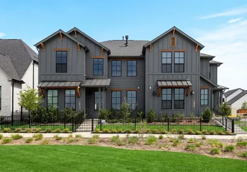 13615 Dalewood Mews