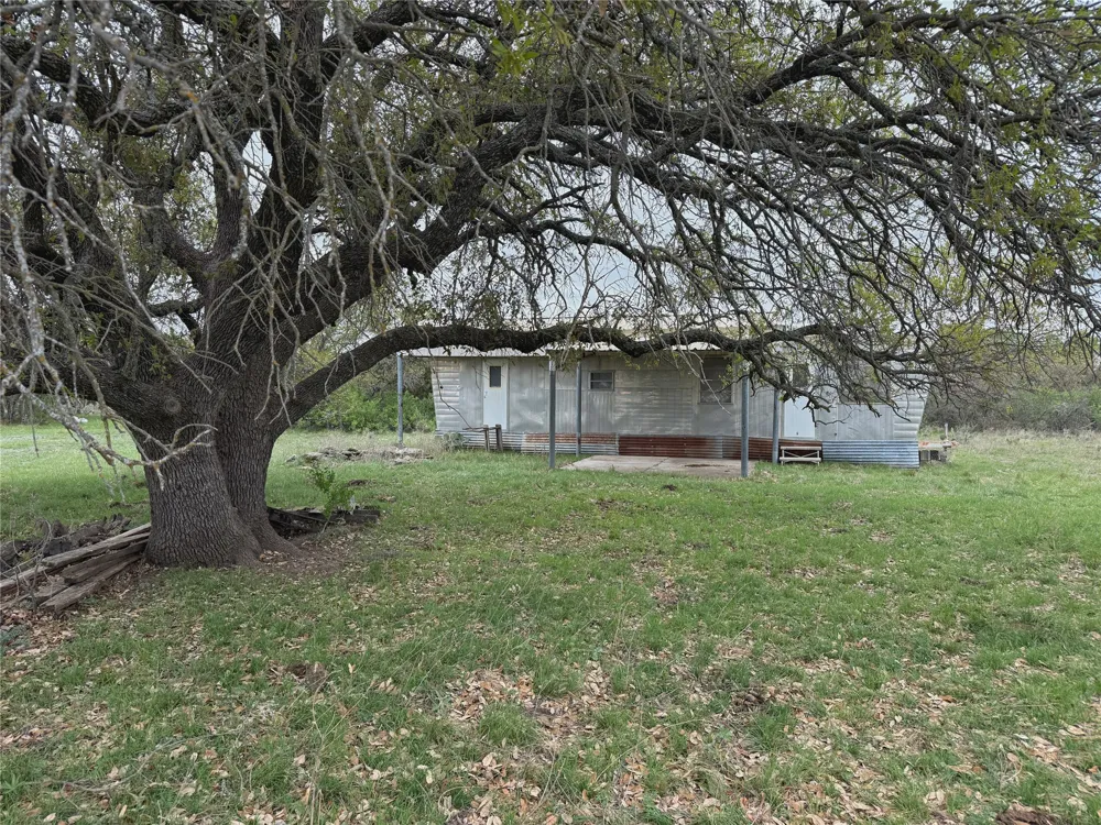 Co Rd 369 Carbon, TX 76435