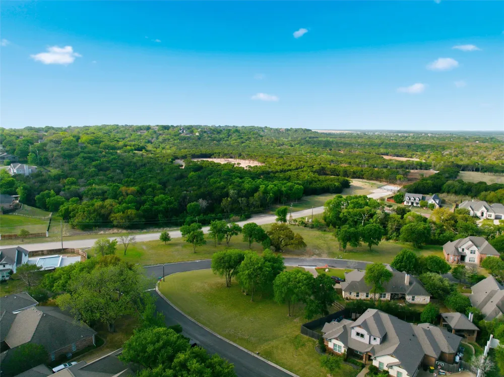 1 Covington Drive Woodway, TX 76712