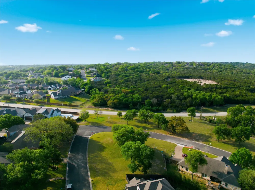 1 Covington Drive Woodway, TX 76712