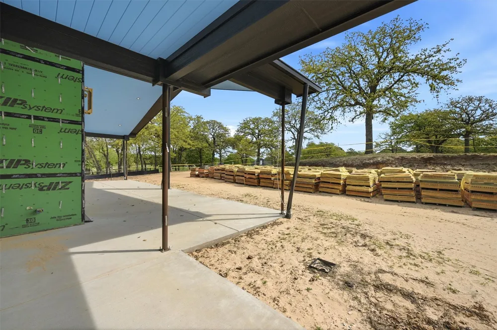 108 Pawnee Trail Lake Kiowa, TX 76240