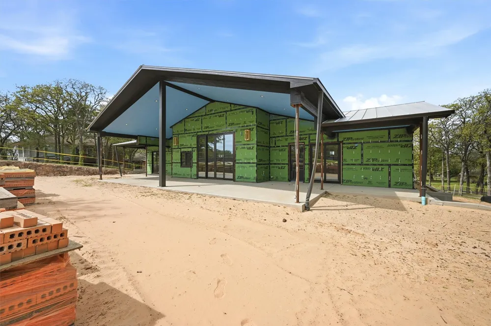 108 Pawnee Trail Lake Kiowa, TX 76240