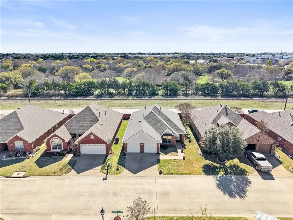 942 Cresthill Drive #20 Cedar Hill, TX 75104