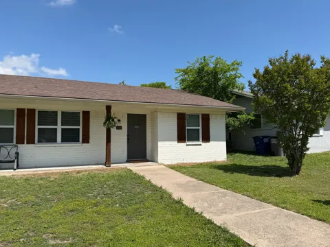 416 Dogwood Avenue