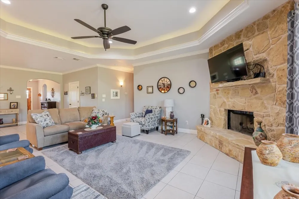 140 Pine Road Poolville, TX 76487
