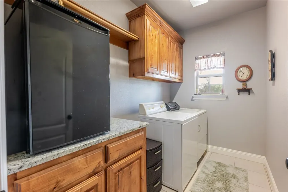 140 Pine Road Poolville, TX 76487