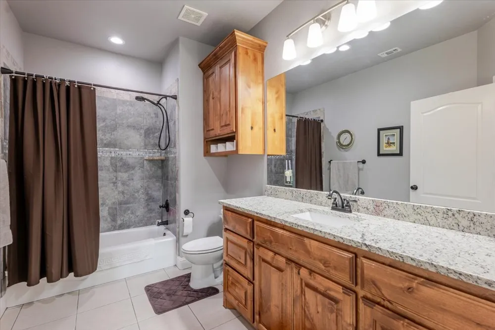 140 Pine Road Poolville, TX 76487