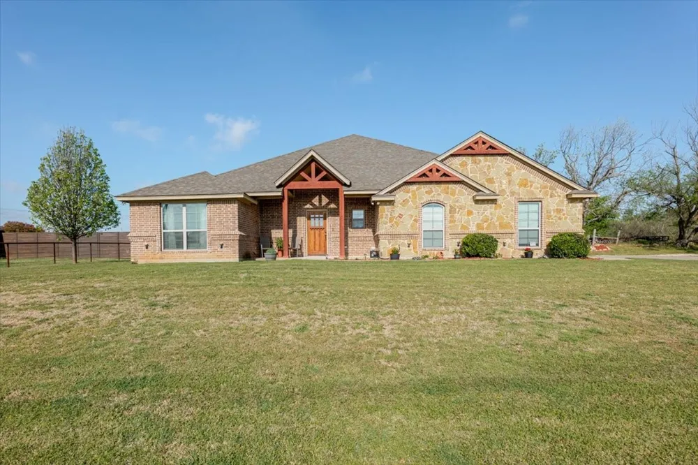 140 Pine Road Poolville, TX 76487