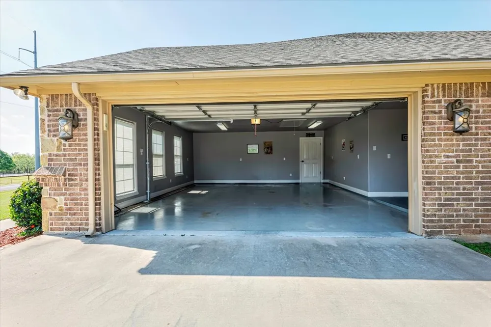 140 Pine Road Poolville, TX 76487