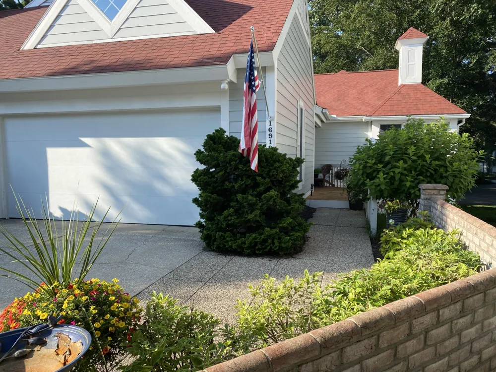 16919 Landing Lane Ferrysburg City, MI 49456