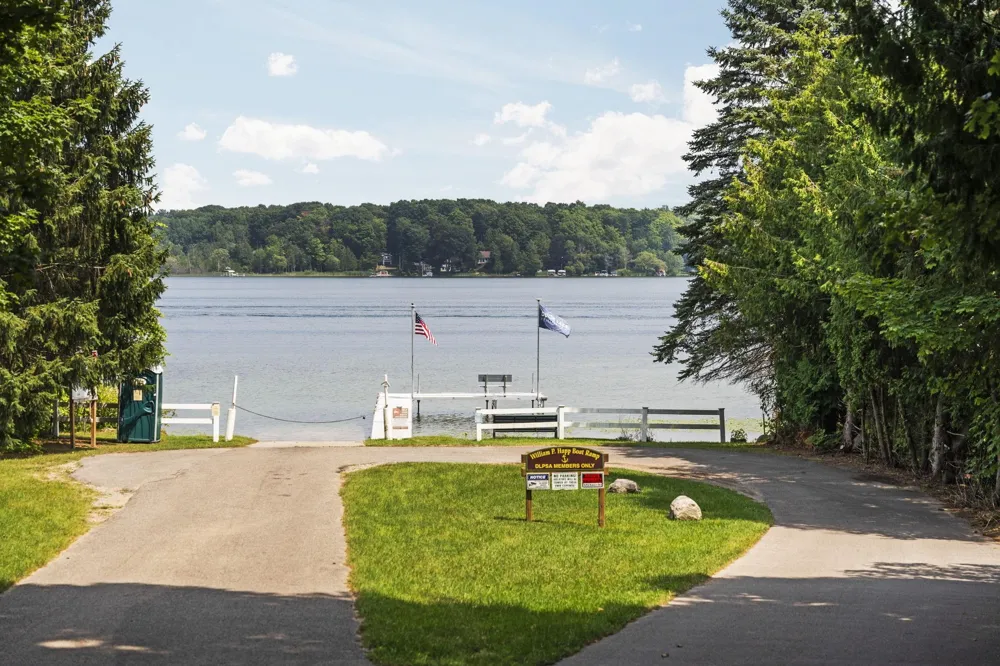 3855 White Birch Drive Green Lake Township, MI 49637