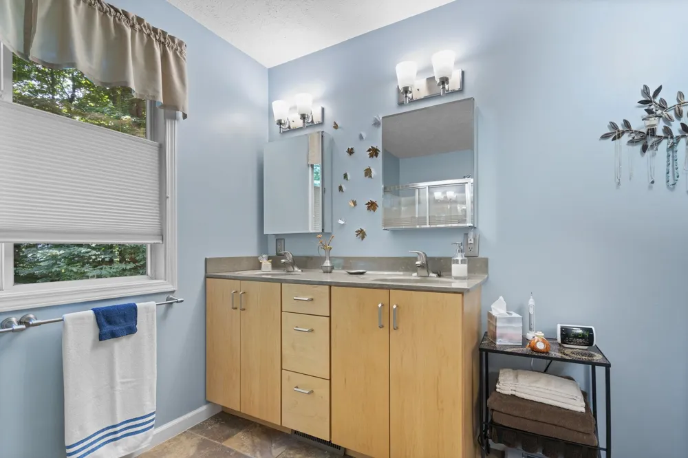3855 White Birch Drive Green Lake Township, MI 49637