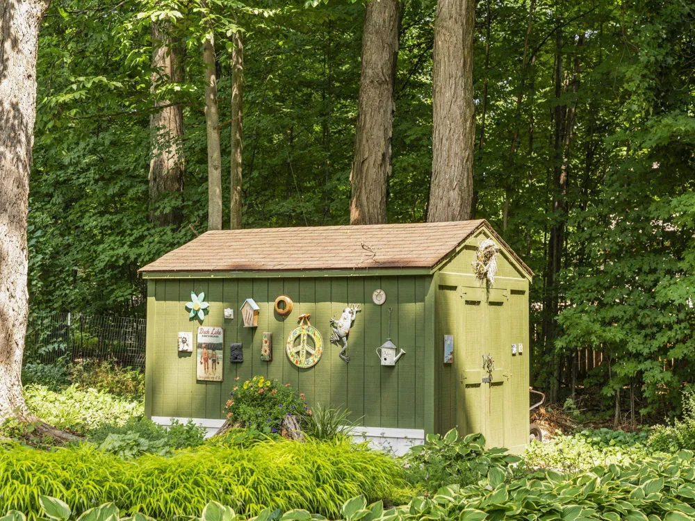 3855 White Birch Drive Green Lake Township, MI 49637