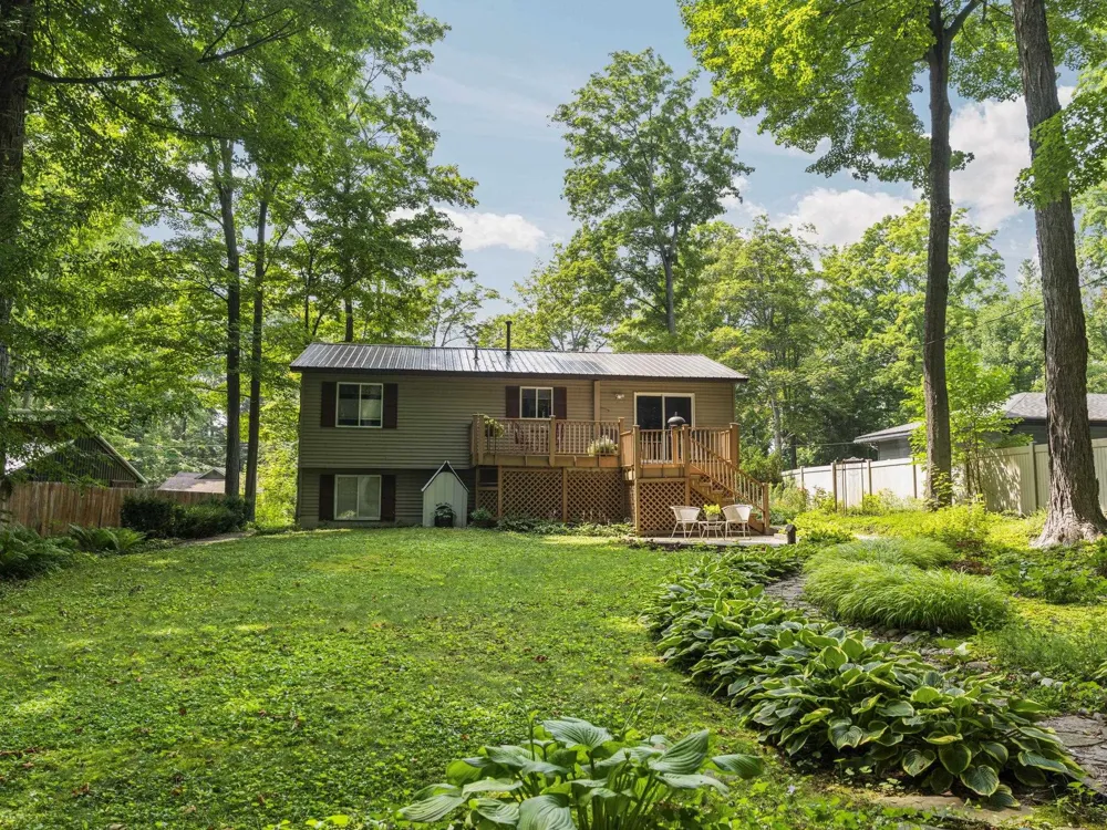 3855 White Birch Drive Green Lake Township, MI 49637