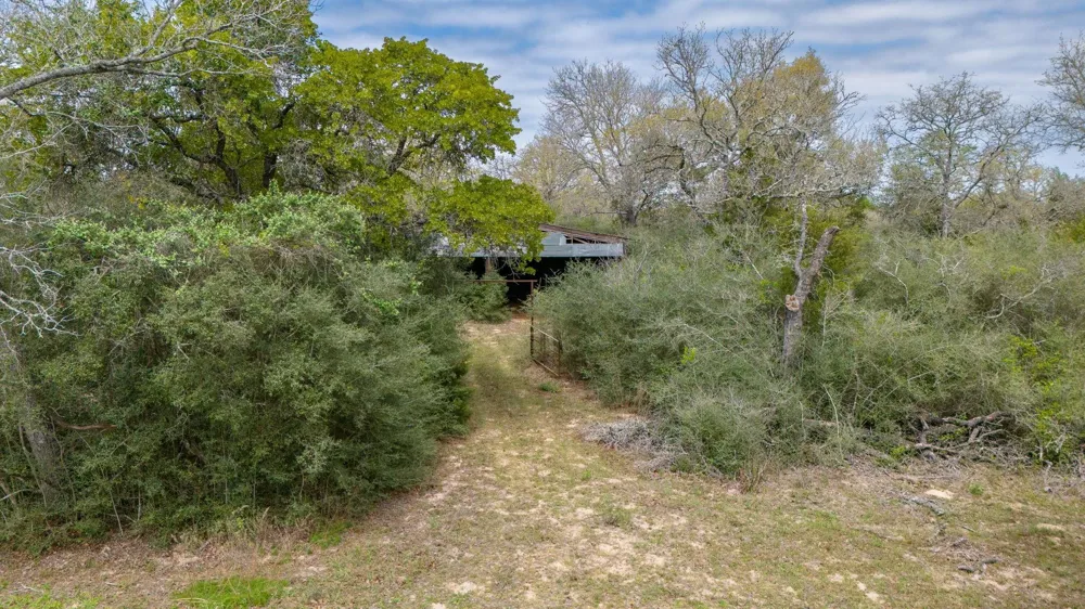 Us Hwy 90a Sheridan, TX 77964