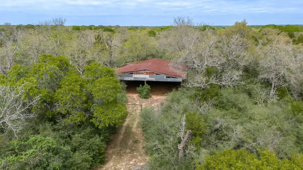 Us Hwy 90a Sheridan, TX 77964