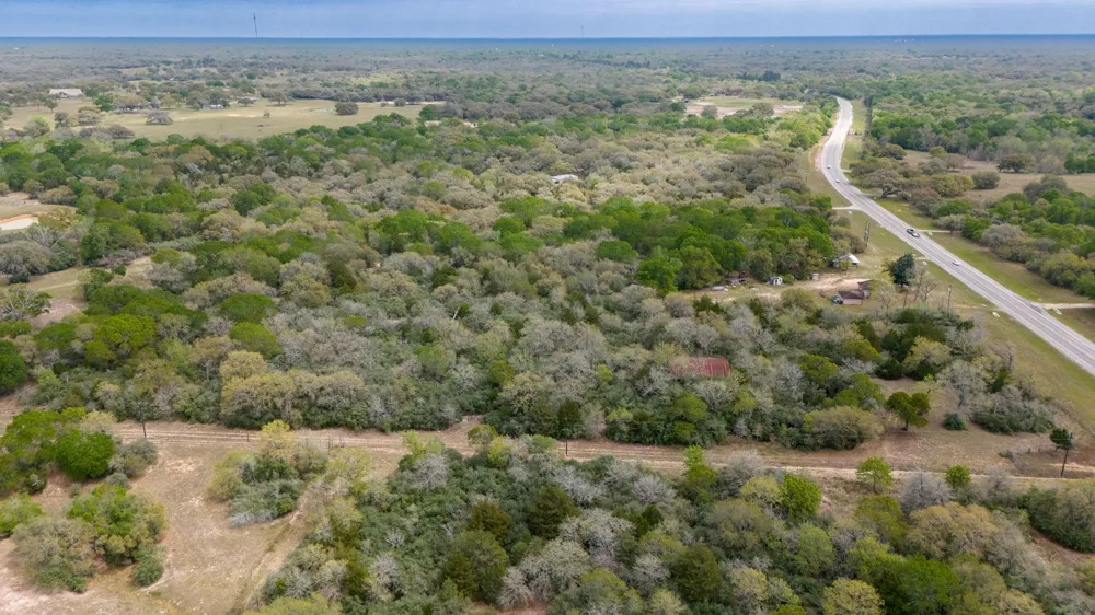 Us Hwy 90a Sheridan, TX 77964