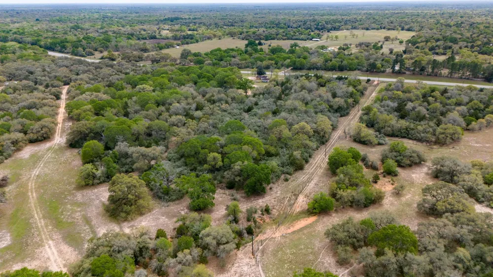 Us Hwy 90a Sheridan, TX 77964