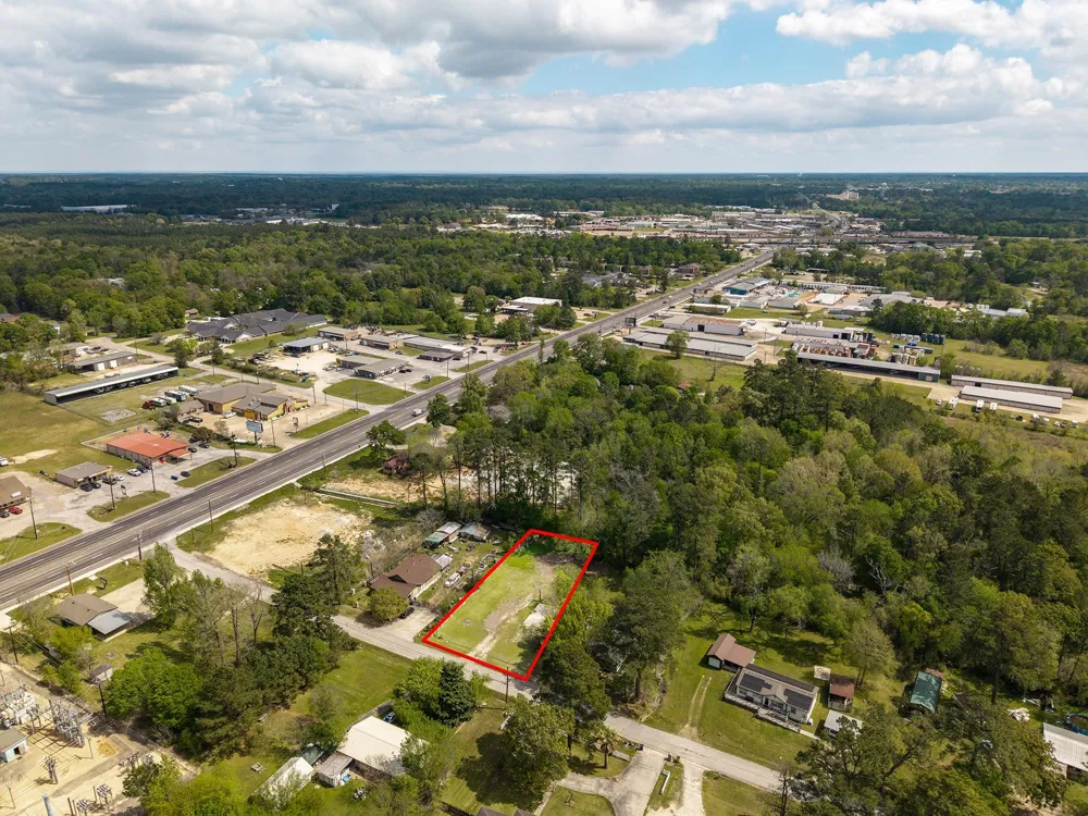 167 Walnut Hill Road Hudson, TX 75904