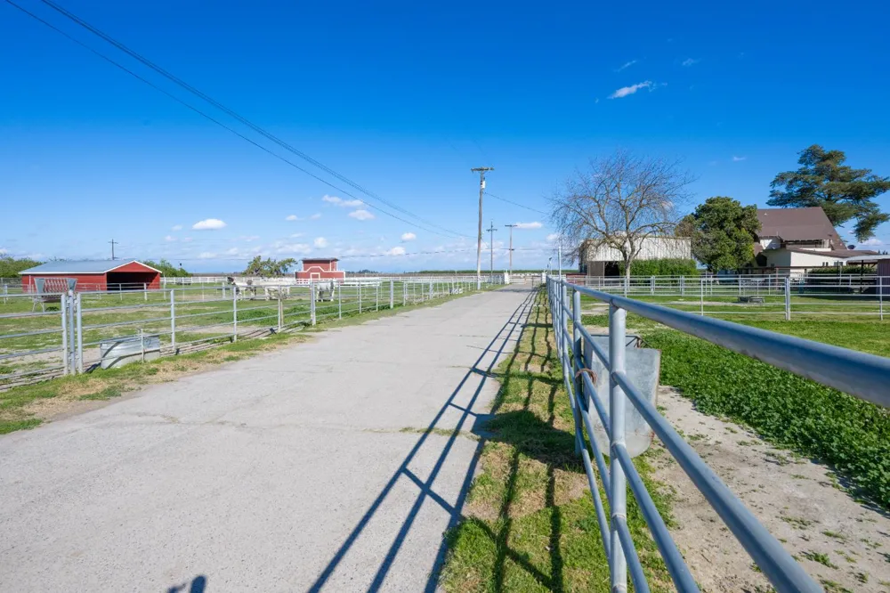 14901 S Highland Ave Selma, CA 93662