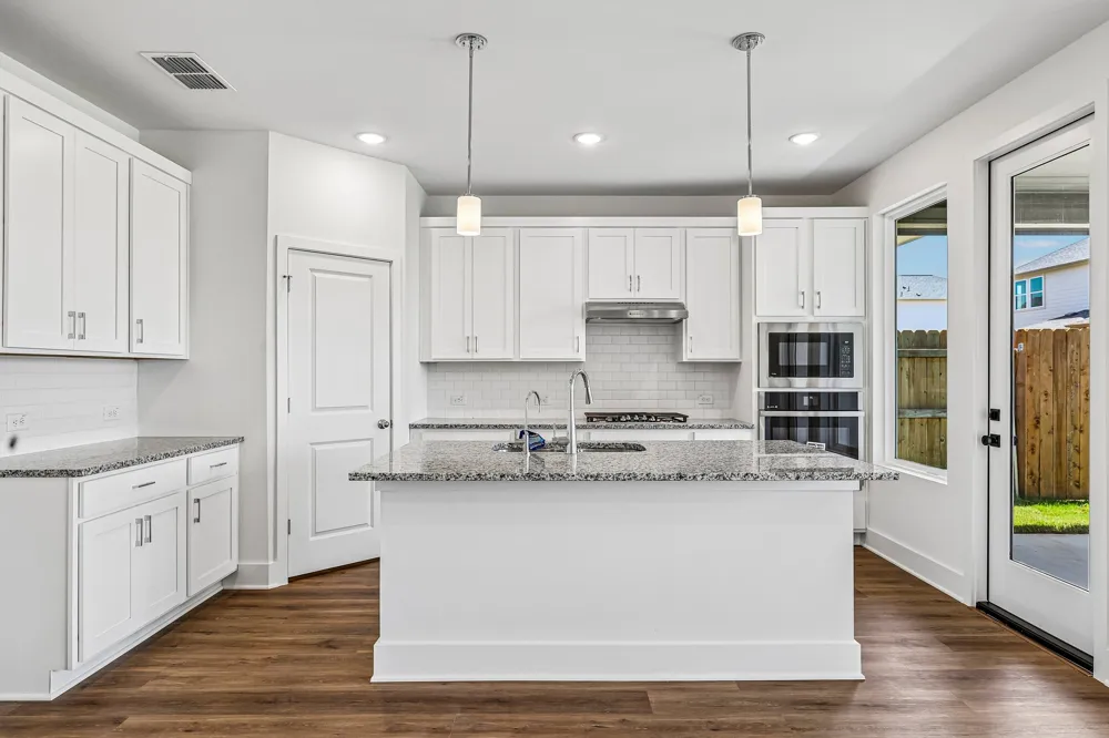 160 Prodigal Way Kyle, TX 78640