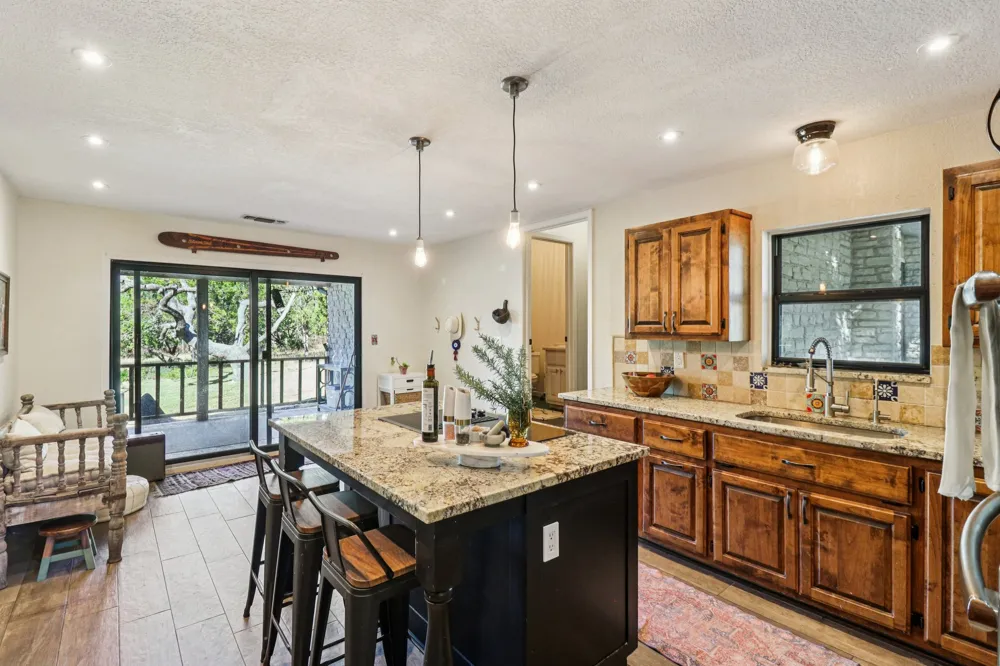 205 Northwood Hills Drive Fredericksburg, TX 78624