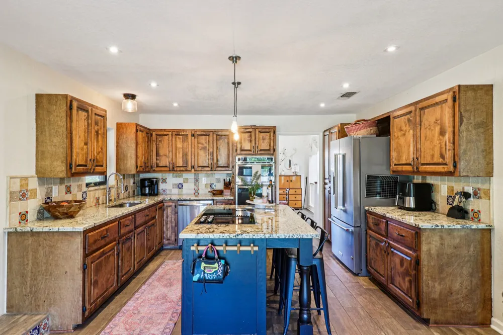 205 Northwood Hills Drive Fredericksburg, TX 78624