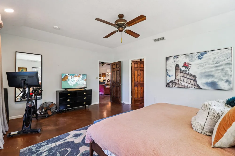205 Northwood Hills Drive Fredericksburg, TX 78624