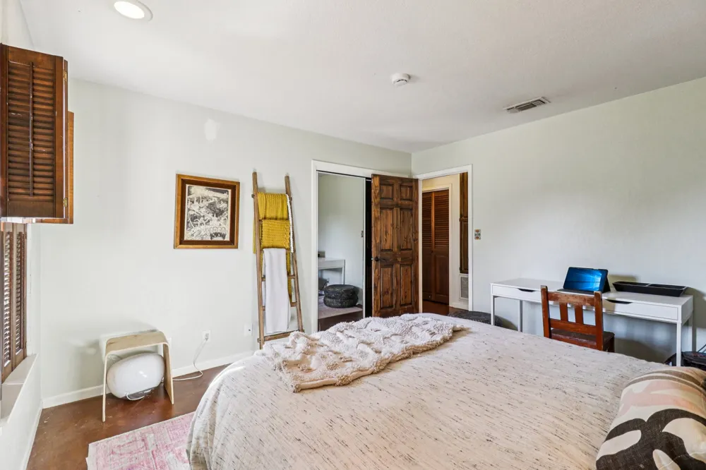 205 Northwood Hills Drive Fredericksburg, TX 78624